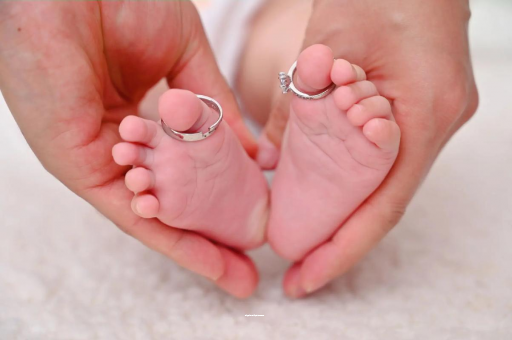 镇江孕妇两个月肚子疼